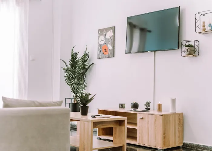 'stoa At Center Rethymno